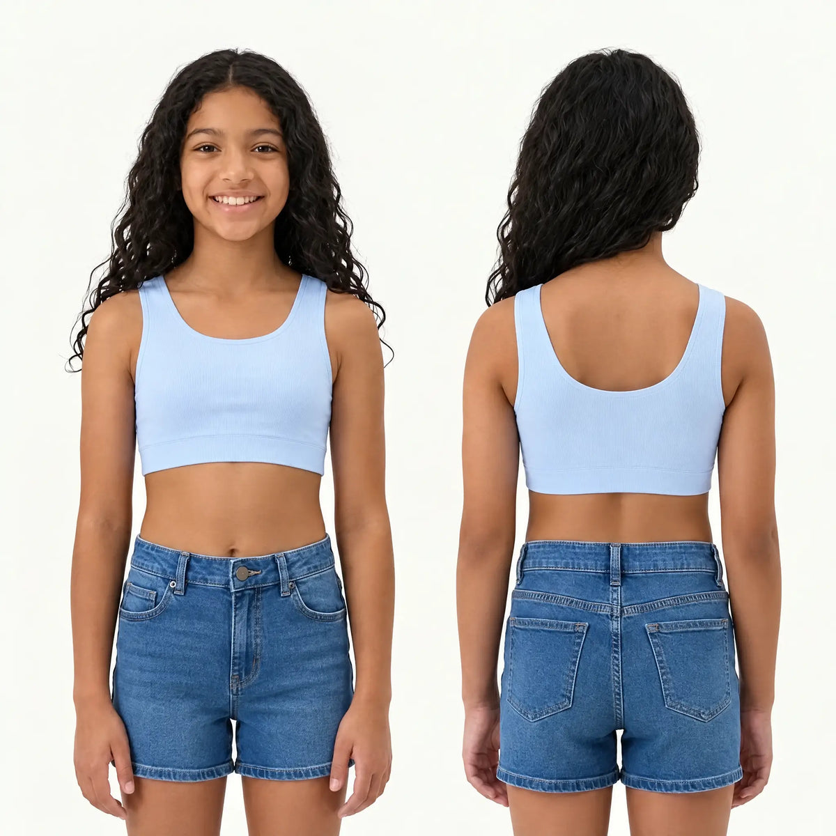Brassiere Brassetta azzurra per bambina, vista fronte e retro: spalline larghe, scollo rotondo e vestibilità comoda per tutto il giorno